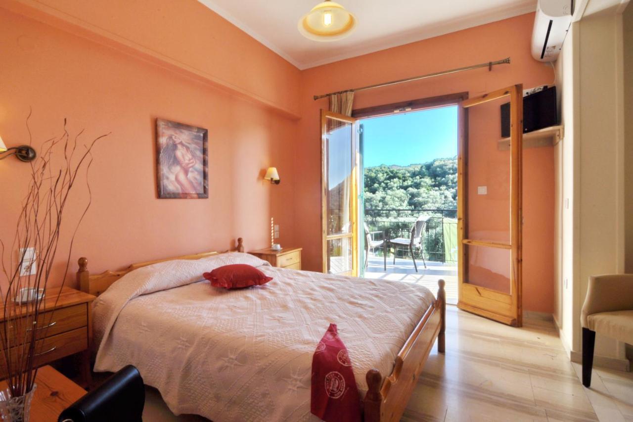 Marilena Studios And Apartments Палеокастріца Екстер'єр фото